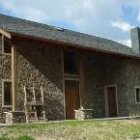 El albergue rural, ubicado en Caboalles de Arriba, al final de la Ruta Verde
