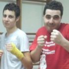 Abdelhak, con camiseta roja, practicaba kickboxing en el gimnasio de Arbúcies.