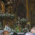 En la imagen Rafael Palmero Ramos, obispo de Palencia, durante la misa