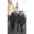 Moratinos, junto al ministro Exteriores turco, Davutoglu.