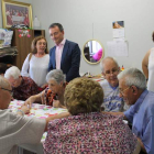 Aurora Baza y Salguero durante su reciente visita a la residencia de ancianos municipal. DL