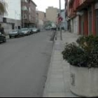 El Ayuntamiento remodelará las aceras y la red de saneamiento de la calle Ramón y Cajal