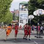 Celebración de un campeonato de baloncesto en León.