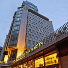 El hotel San Martín de Orense es uno de los que vendió Martínez Núñez a De Cabo.