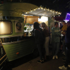 Las ‘foodtrucks’ estarán hasta mañana. FERNANDO OTERO