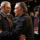 Josep Maria Alvarez con Cándido Méndez tras ser elegido secretario general de UGT.