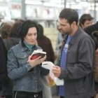 La imagen muestra un detalle de la feria de la flor, ayer en Vega