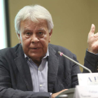 El ex presidente Felipe González, durante la rueda de prensa que ofreció ayer.