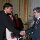El ministro López Aguilar entrega el premio a Javier San Martín