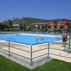 Imagen de archivo de las piscinas de verano de Bembibre. BARREDO