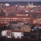 La imagen tomada ayer no captaba el mal olor de la capital. La nariz, por desgracia, sí.