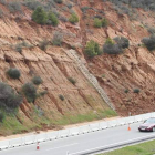 El carril derecho está cortado entre los puntos kilométricos 382 y 384, en dirección a La Coruña.