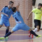 Pana, de amarillo, tuvo una destacada actuación en su debut con la elástica del Trobajo. F. OTERO