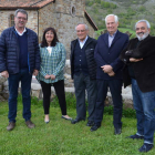 Los participantes en la inauguración, ayer, en Olleros. CASTRO