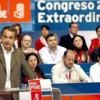 Zapatero durante su discurso en el Congreso Extraordinario del PSdeG-PSOE celebrado ayer