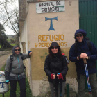 Lino, Julia y Sonia, tres de los peregrinos que compartieron Camino con Denise. DL