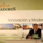 Miguel Martínez, durante su comparecencia ante la prensa para explicar el plan de modernización