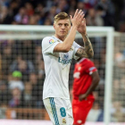 Kroos acabó lesionado a pesar de que jugó los noventa minutos ante el PSG. RODRIGO JIMÉNEZ