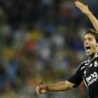Van Nistelrooy otorgó media liga al Madrid con sus dos goles logrados ayer en La Romareda