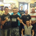 Saúl Tejada, en el centro, ha vuelto a ganar en el ring.