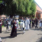 Las autoridades municipales de Ponferrada participaron ayer en la procesión de Fuentesnuevas.
