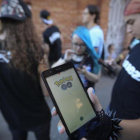 Pokequedada de jugadores de Pokémon Go en Barcelona.