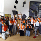 Una veintena de jóvenes calés de la Comunidad celebran su graduación en ESO y FP en un encuentro en León. MARCIANO PÉREZ