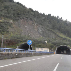 Túneles de Villafranca, en la A-6, en una foto de archivo. L. DE LA MATA