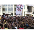 Una multitud de islamistas gritan a favor de Mursi, este viernes en El Cairo.