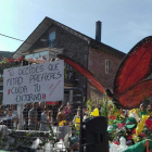 La imaginación no falta en el desfile de carrozas. ARAUJO