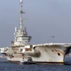 El portaaviones francés pone rumbo hacia la India para su desguace