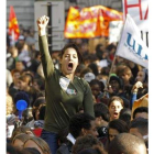Estudiantes se manifiestan contra el Gobierno.