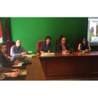 Presentación de esta actividad solidaria, ayer en el consistorio de La Pola de Gordón. PLANILLO