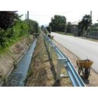 Los obreros han empezado a vallar el Canal Bajo del Bierzo en Carracedelo.