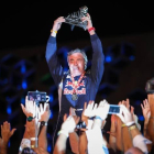 Carlos Sainz celebra su segunda victoria en el Dakar
