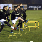 La plantilla de la Cultural trabaja con la mente puesta en el partido que este sábado les medirá al San Sebastián de los Reyes en León. MARCIANO PÉREZ