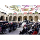 Pleno de las Cortes celebrado en la Basílica de San Isidoro de León