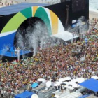 Miles de personas celebraron en Río de Janeiro la elección de la ciudad brasileña como sede de los J