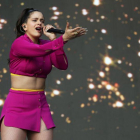 La cantante espanola Rosalia en el festival musical Lollapalooza 2019 en Santiago, Chile.