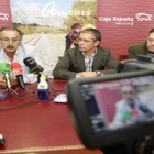 Martínez junto a López Benito en la presentación del trabajo.