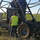 Los detenidos son los supuestos autores del robo de diversos materiales de uso agrícola así como el robo con fuerza de un vehículo y en un establecimiento de hostelería.