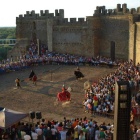 El torneo de caballeros volverá a llenar el patio de armas del castillo el sábado por la tarde. MEDINA