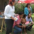 Cuatro concejales acudieron ayer a la apertura de la bibliopiscina