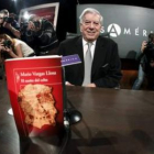 El escritor peruano Mario Vargas Llosa, ayer en Casa América.