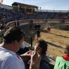 La tarde de toros en Sahagún contó con una gran asistencia de público.