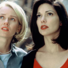 Naomi Watts y Laura Elena Harring, en una imagen de 'Mulholland Drive'.