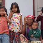 Imagen de un grupo de niños pidiendo la paz en Birmania. SANGZUALA HMAR