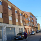 Vivienda, en la calle Moissac, donde fue encontrado el cuerpo sin vida del anciano