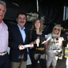 Julio Cayón, Javier Reyero y la presidente de Aljama, Flory Fernández, ayer, durante el pregón.