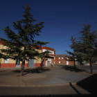 La localidad de San Pedro Bercianos celebra este fin de semana las Fiestas del Cristo. Tres días para la diversión donde la música y el concurso de tortillas liderarán la jornada de este viernes.
